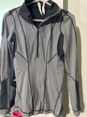 RARE Lululemon Mind Over Matter Pullover Sz 4 In Hyper Stripe